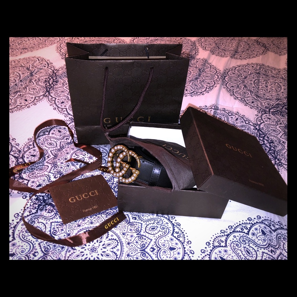 Gucci authentic pearl GG belt